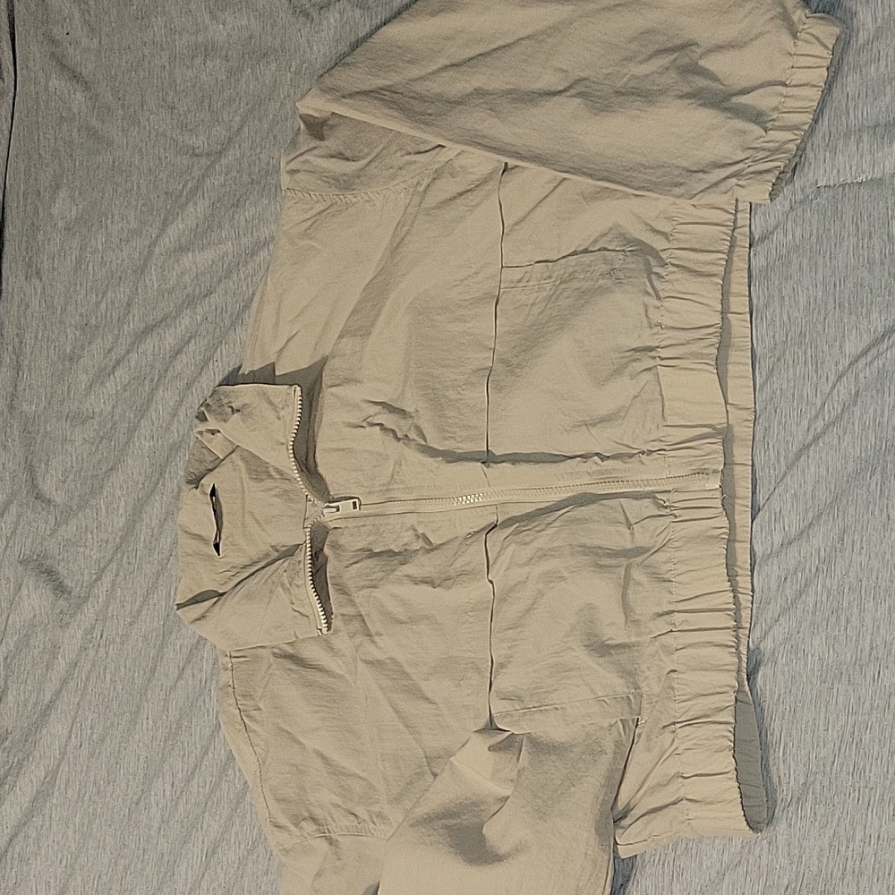 NWOT Tan Cisono Light Crop Jacket